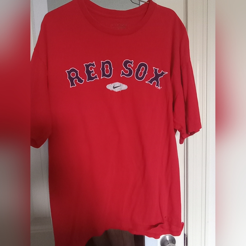 Nike Red Sox Red Short Sleeve Tee
